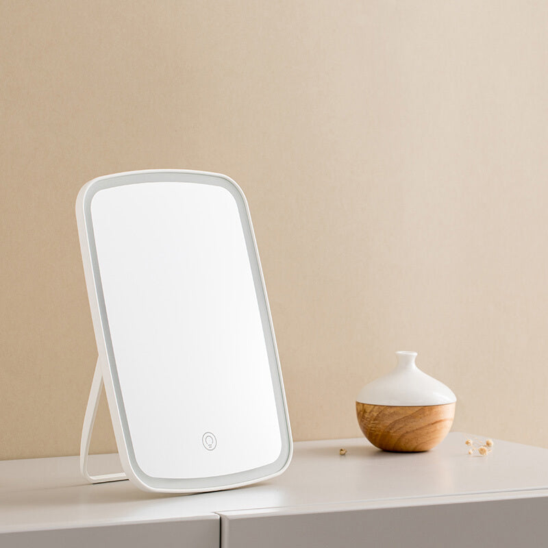 portable LED makeup mirror, view 4 - MRSLM