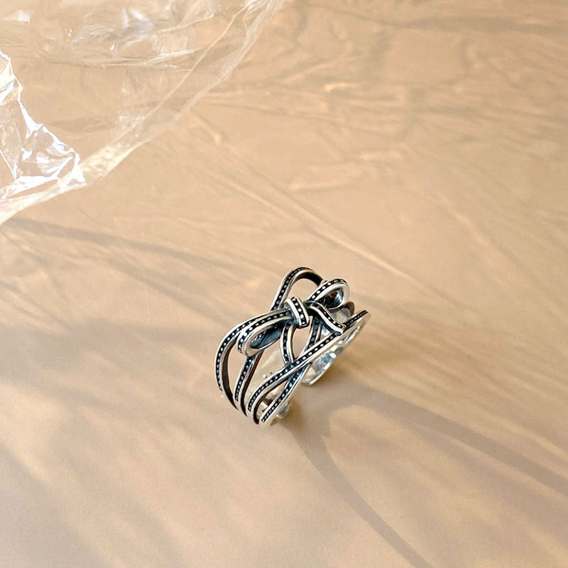 Vintage Minimalist Design S925 Sterling Silver Bends And Hitches Ring