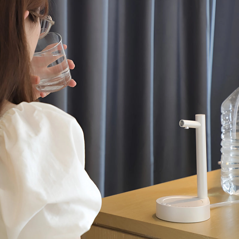 Automatischer USB-Wasserspender