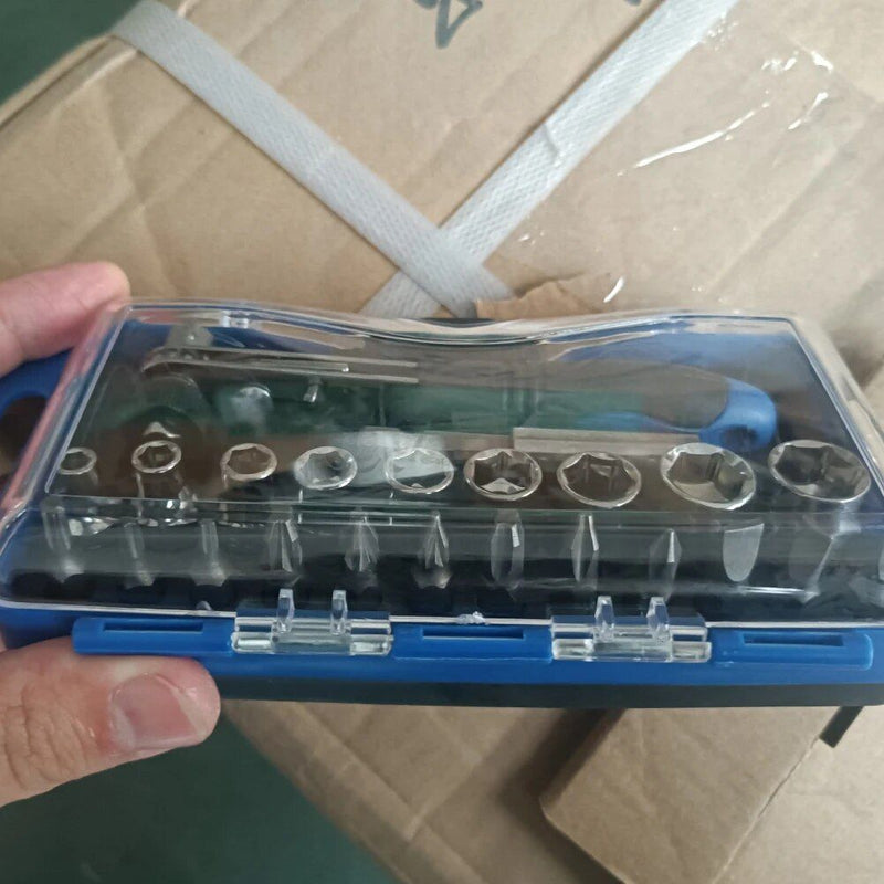 23-piece ratchet wrench and screwdriver set, view 6 - MRSLM