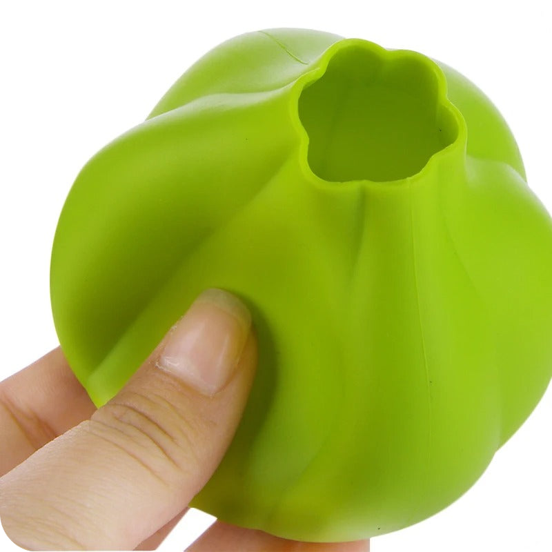 Magic silicone garlic peeler, view 5 - MRSLM