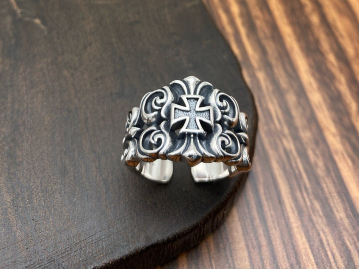 Silver Fashion Street Big Ring Mouth Personality Rattan Flower Men's
