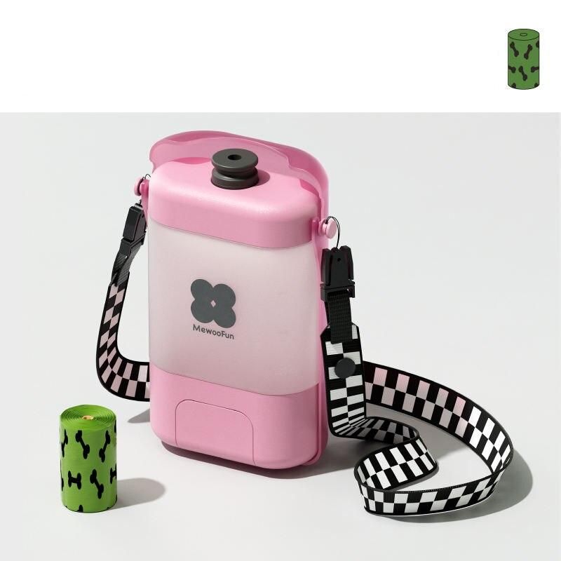 Pet water bottle and feeder, view 2 - MRSLM