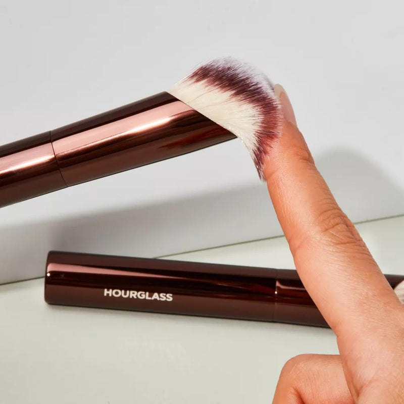 Soft glow foundation brush, view 6 - MRSLM