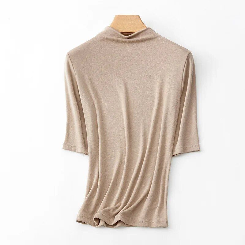 T-Shirt aus Wollmischung mit Stehkragen