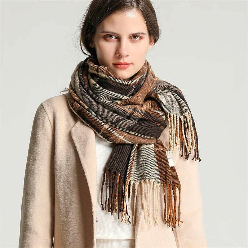 Eleganter Pashmina-Schal in Kaschmiroptik mit Quaste