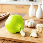 Magic silicone garlic peeler, view 3 - MRSLM