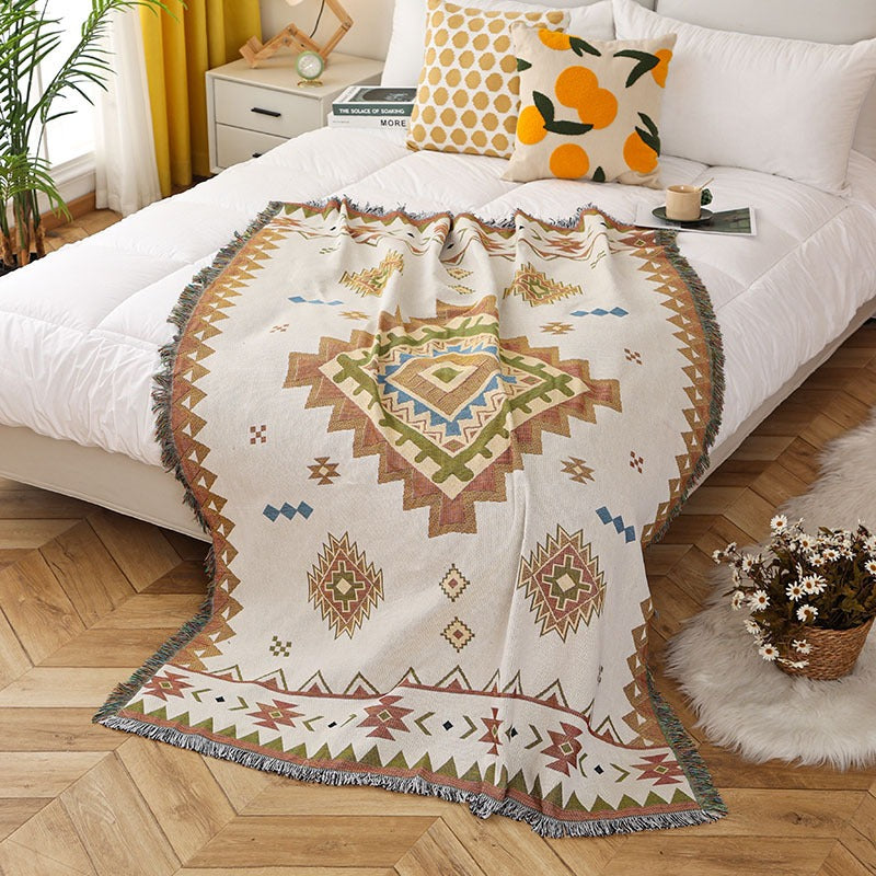 Vintage geometric pattern boho throw blanket, view 3 - MRSLM