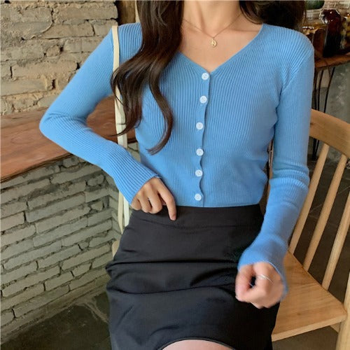 New V-neck Single-breasted Solid Color Bottom Knit For Women