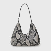 retro cowhide one-shoulder handbag, view 2 - MRSLM