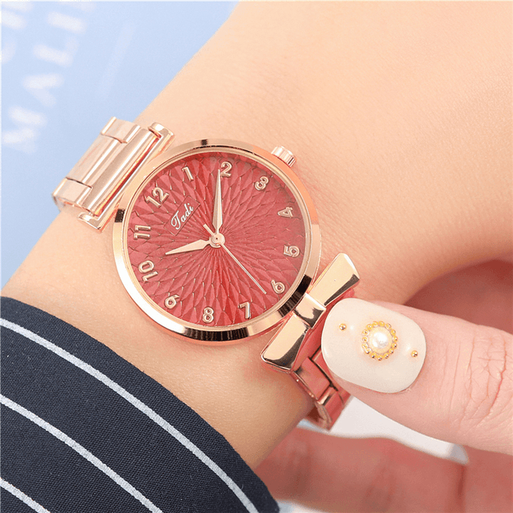Fashion Casual Women Wristwatch Alloy Wrist Watch Bracelet Waterproof Quartz Watches - MRSLM