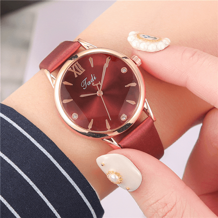 Fashion Elegant Women Watches Leather Band Geometric Design Roman Numeral Quartz Watch - MRSLM