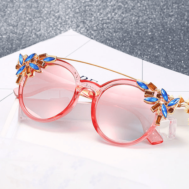 Women Cat Eye Crystal Frame Anti-Uv Sun Glassess Vintage Outdooors Eye Wear - MRSLM