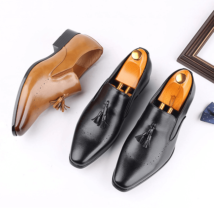Men Leather Breathable Soft Sole Brief Pure Color Slip on Casual Dress Shoes - MRSLM