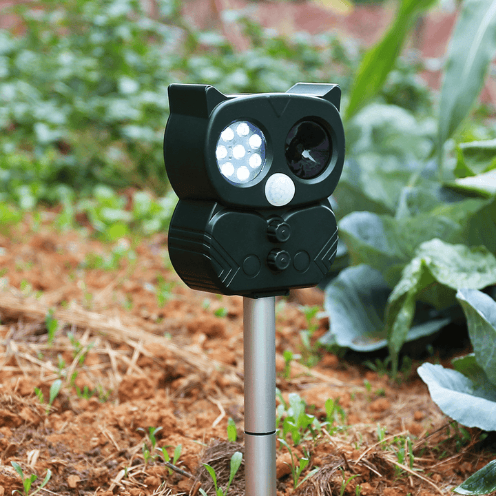 Solar Powered Ultrasonic Animal Repellent Garden Rechargeable Mole Repellent PIR Sensor Outdoor Pest Cat Dog Bird Insect Repellent - MRSLM
