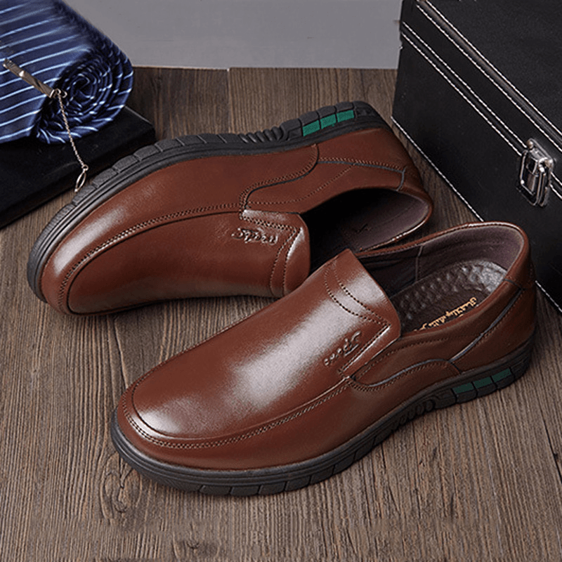 Men Cowhide Breathable Comfy Sole Slip on Daily Business Casual Shoes - MRSLM