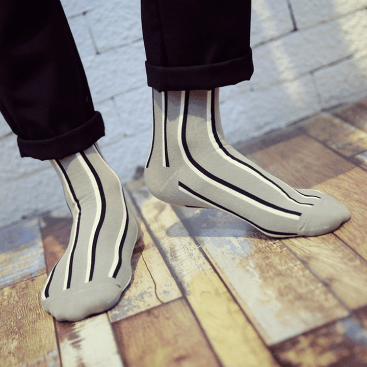 Men Vertical Stripe Middle Tubes Socks Cotton Warm Sock - MRSLM
