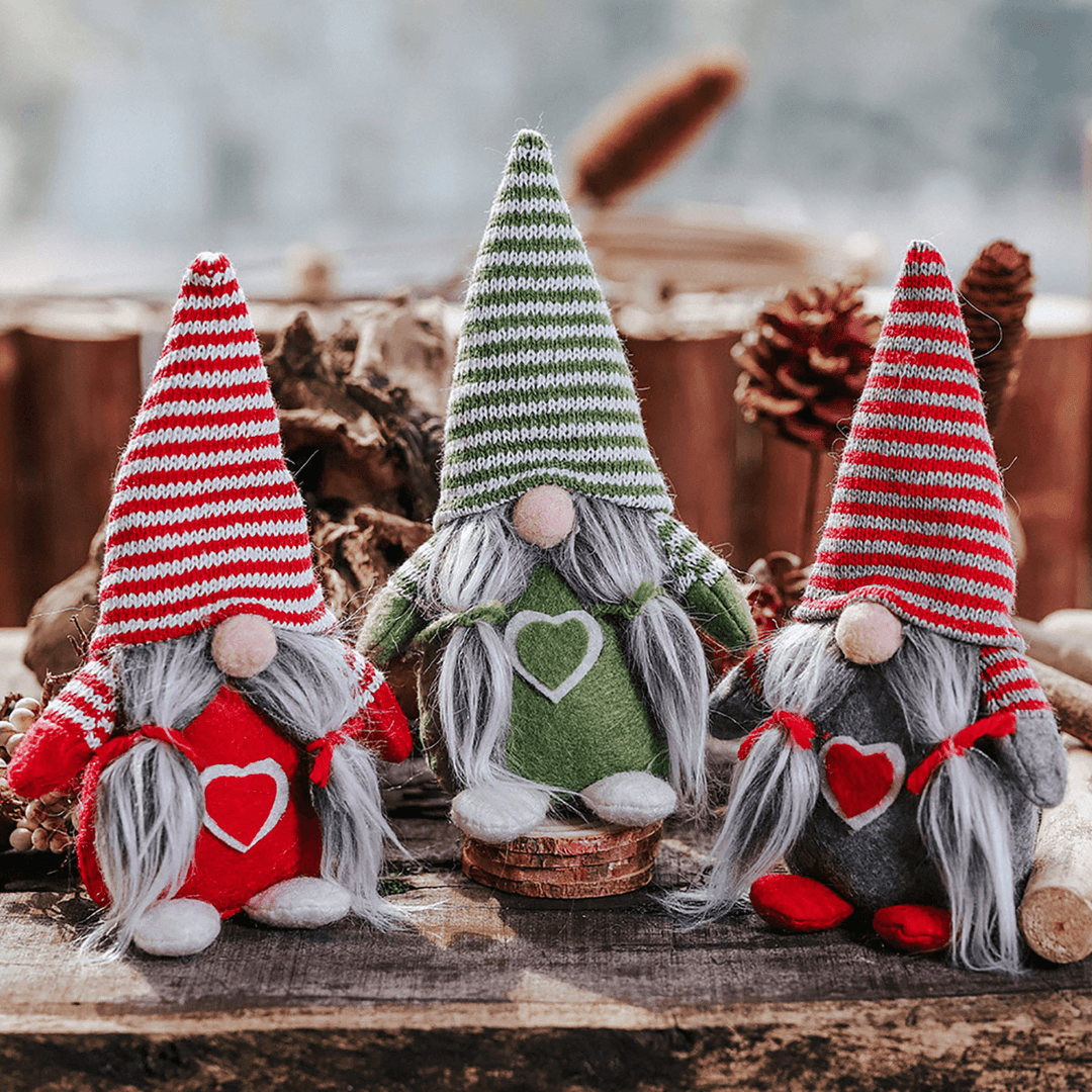 Non-Woven Hat with Heart Handmade Gnome Santa Christmas Figurines Ornament Holiday Table Decorations Festive Present - MRSLM