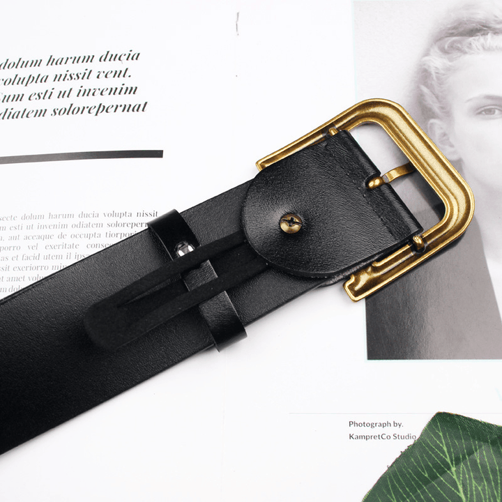 Designer Bella Hadid D Letter Aged Gold Tone Genuine Leather Velvet Eyelet Belt - MRSLM