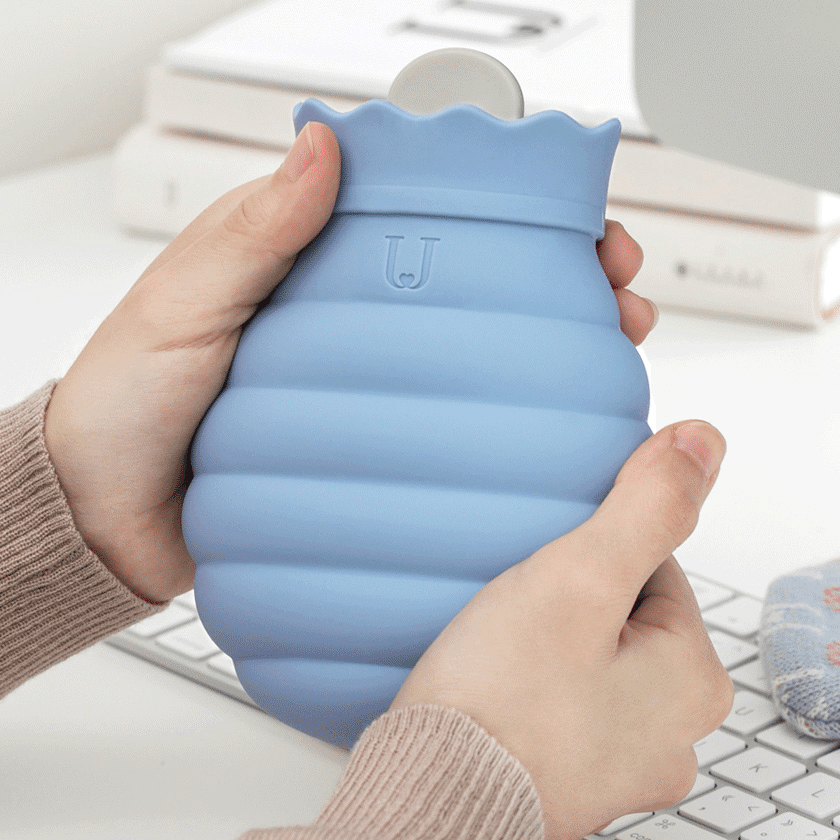 Jordan&Judy 313/620Ml Hot Water Bag Microwave Heating Silicone Bottle Winter Heater with Knitted Cover - MRSLM