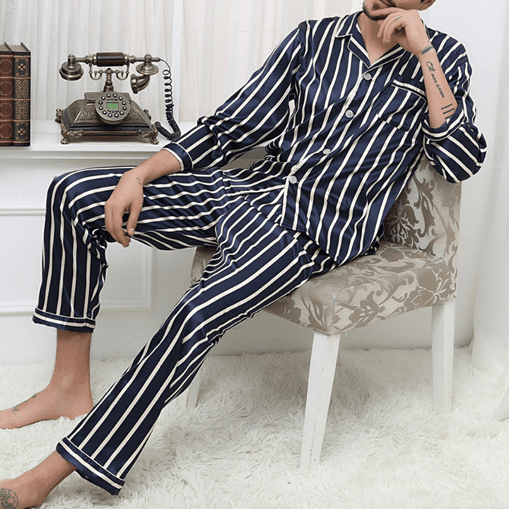 Stripes Printing Pajamas Sets - MRSLM