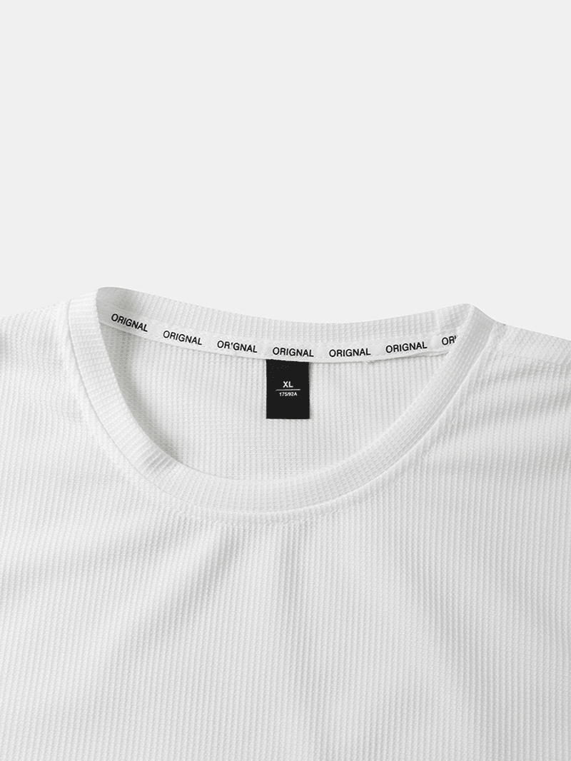 Men Cotton Simple Label Solid Long Sleeve Curved Hem T-Shirts - MRSLM