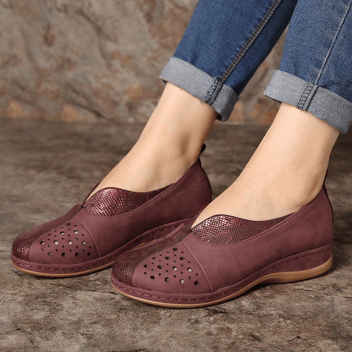 LOSTISY Women Stitching Hollow Out Slip Resistant Flats - MRSLM