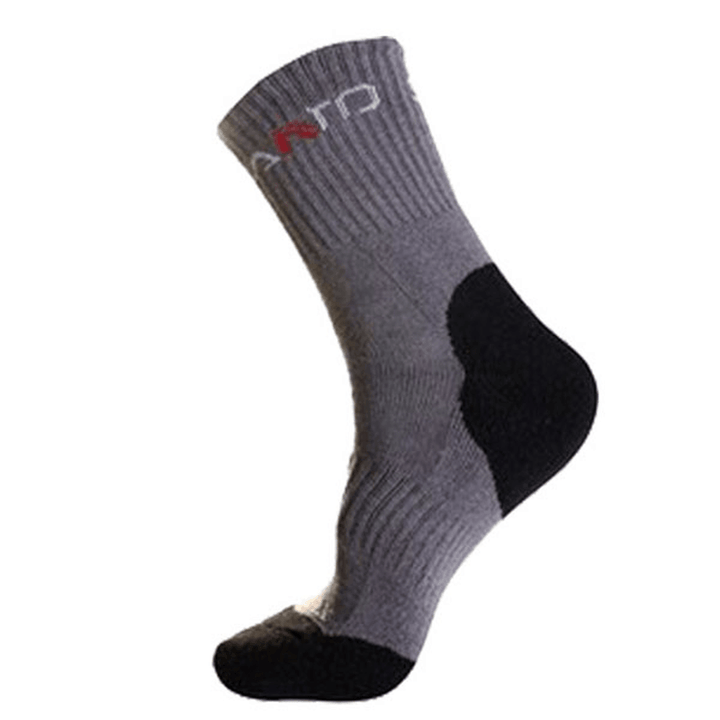 Men Breathable Sport Running Socks Casual Soft Middle Tube Solid Color Socks - MRSLM