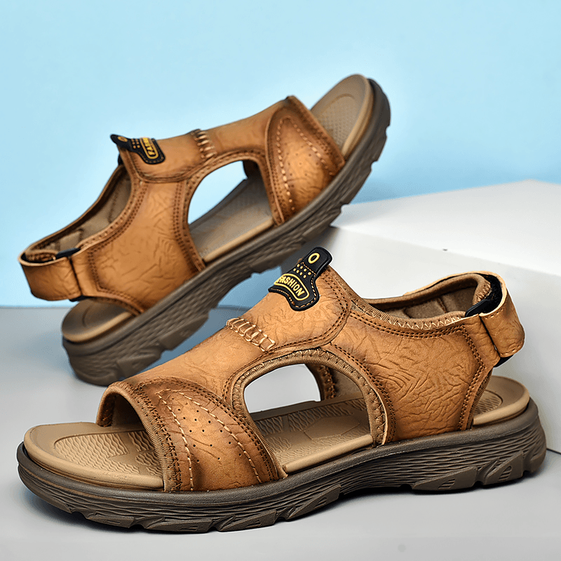 Men Cowhide Breathable Non Slip Soft Bottom Comfy Outdoor Casual Beach Sandals - MRSLM