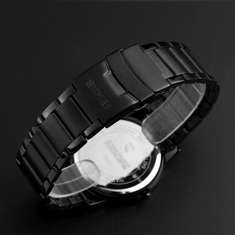 SKMEI 1260 Luminous Display Fashion Men Week Month Display Waterproof Stainless Steel Strap Quartz Watch - MRSLM