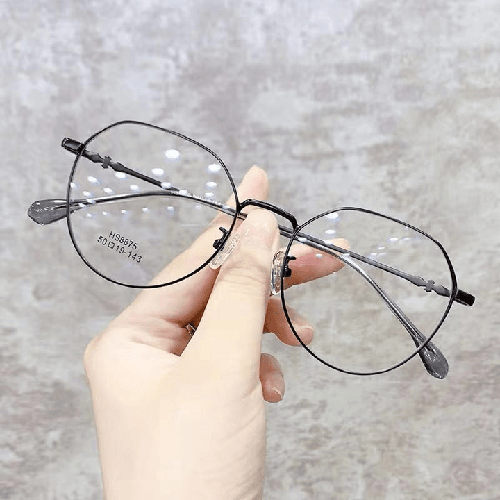 The Same Model of Female Korean Version of Myopia with Net Red Glasses Frame - MRSLM