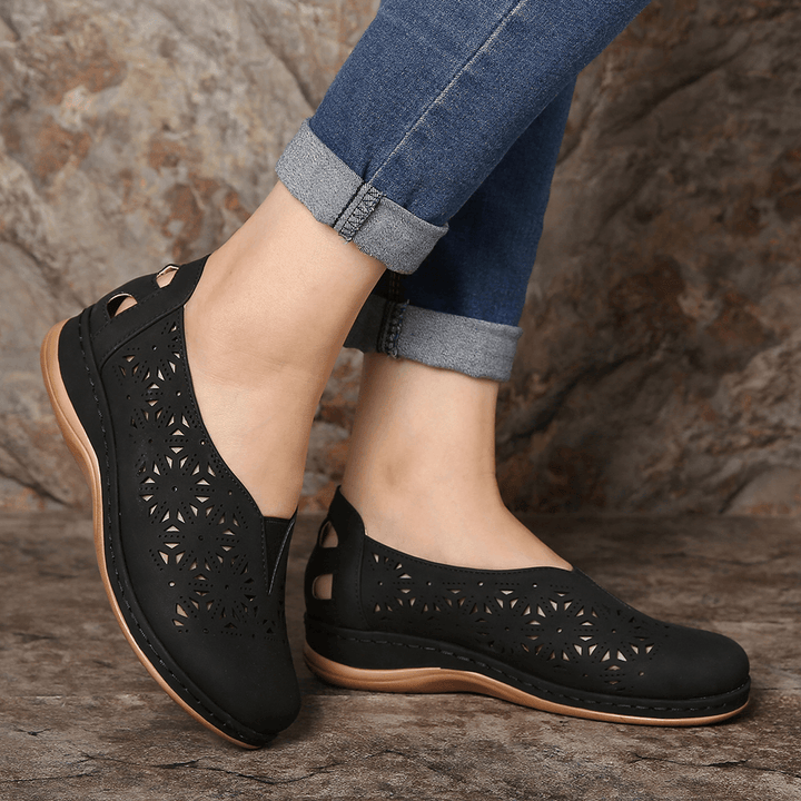 LOSTISY Women Hollow Out Slip Resistant Comfy Elastic Band Slip on Casual Flats - MRSLM