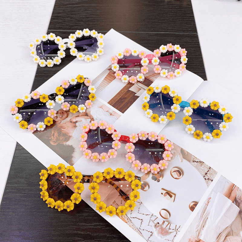 New Boys and Girls Little Daisies Cute Glasses Flowers Trendy Children'S Clothing Matching Sunglasses Baby Decorative Mirrors - MRSLM