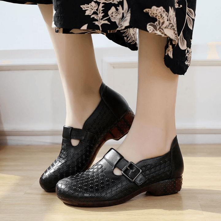 Women Comfy Soft Breathable Hollow Wearable Buckle Casual Leather Loafers - MRSLM