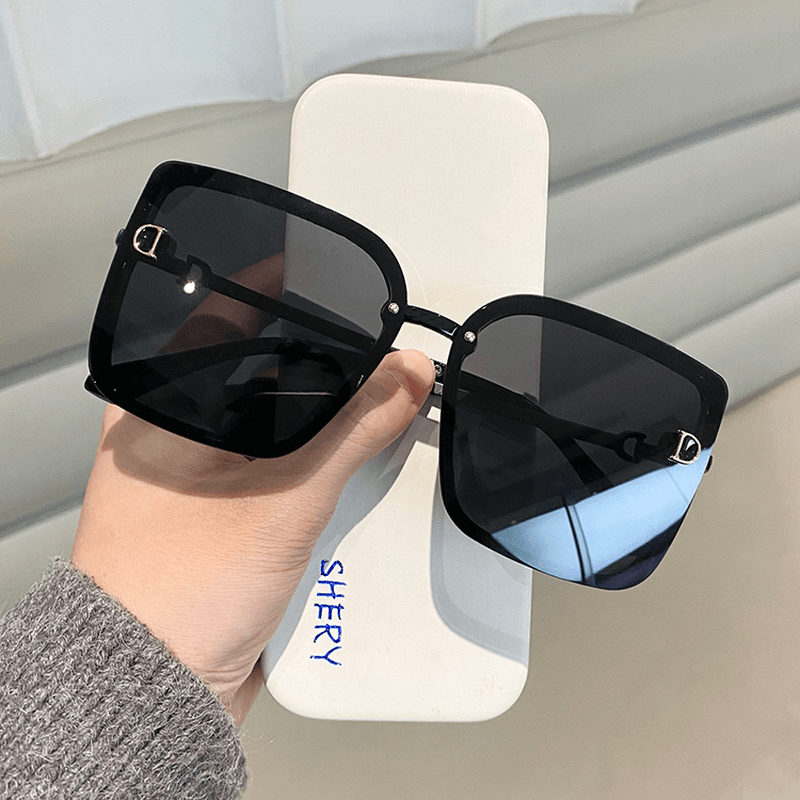 Sunglasses with Black Letters, Square-Shaped Glasses, Anti-Ultraviolet Sunglasses - MRSLM