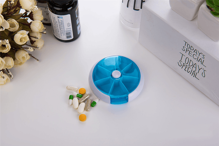 7 Cases round Pill Box 7 Days Plastic Storage Box Rotating Portable Pill Box Case - MRSLM