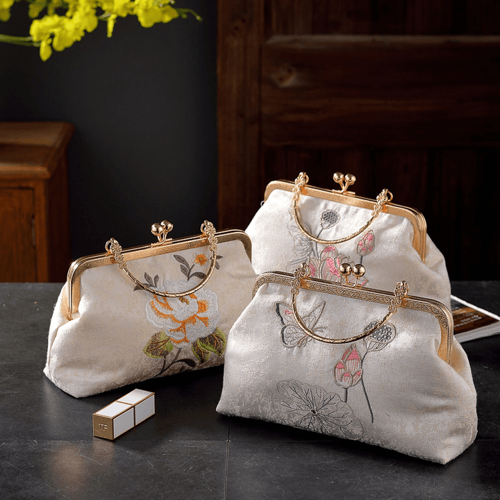Women Elegant Chinese Style Flower Pattern Embroidery Handbag Exquisite Hardware Design Fine Texture Fabric Cheongsam Clutch Bag - MRSLM