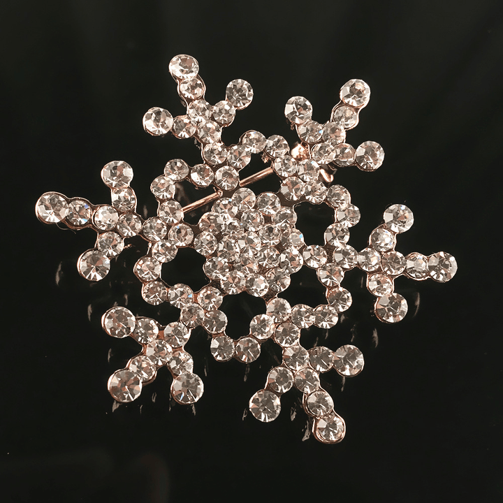 Christmas Brooch Snowflake Design Brooch Festival Party Brooch Trendy Women Jewelry Festival Gift - MRSLM