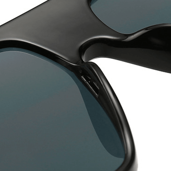 Fashion One Piece Large Frame Sunglasses - MRSLM