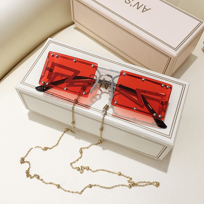 rectangular sunglasses with optional chain, view 9 - MRSLM