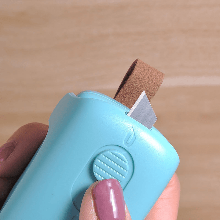 Ipree® Mini Electric Food Sealing Clips Machine Slip Cover Capper Snack Packing Bag Heat Sealer Tool Kit - MRSLM