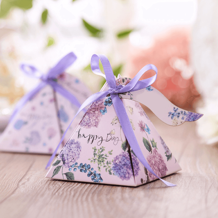 50PCS Spring Flower Candy Boxes Paper Wedding Party Decorations Favour Sweet Boxes Bags Ribbons Tags - MRSLM