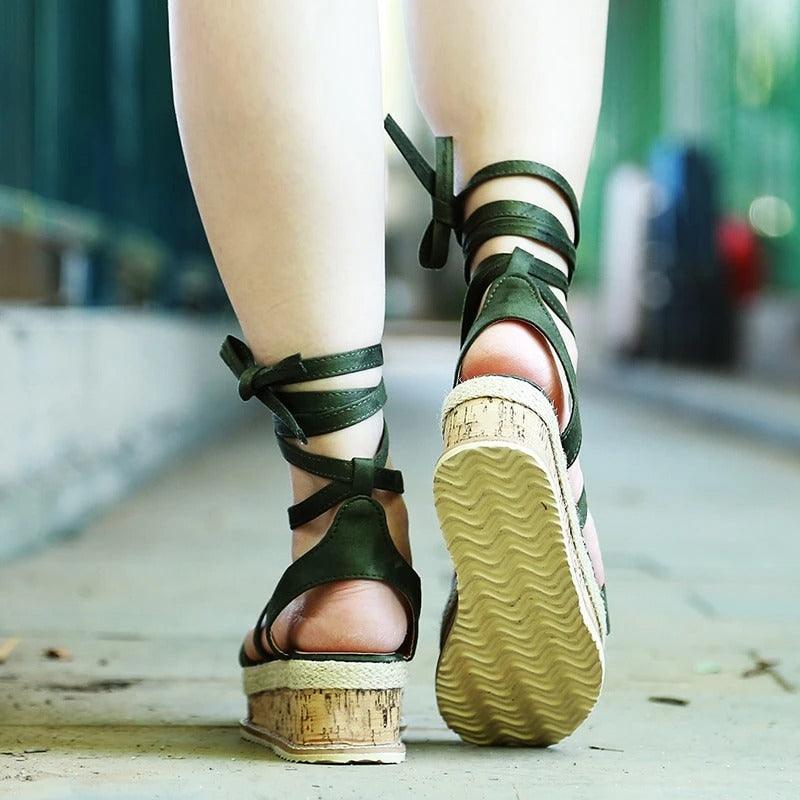 Women's open-toed sandals with cross straps - MRSLM