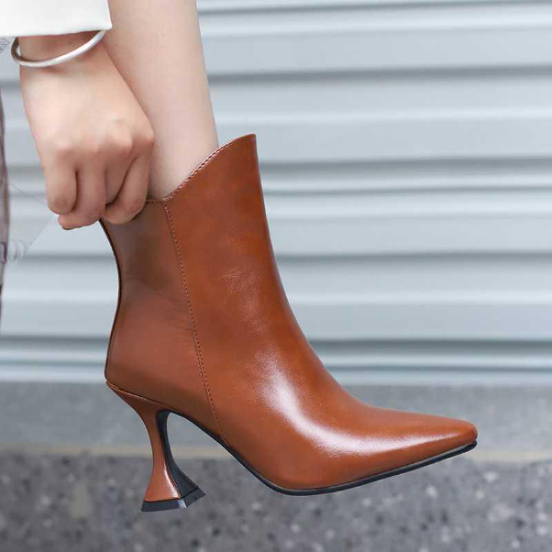 New Fashion Soft Leather Women's Shoes - MRSLM
