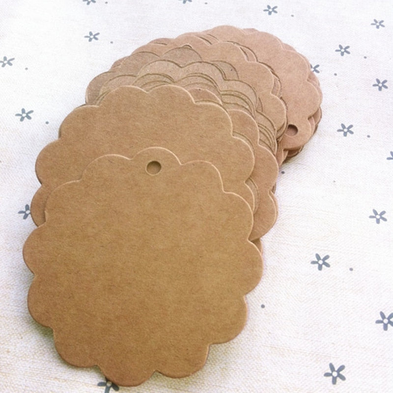 Set of 100 Flower Shaped Paper Cards