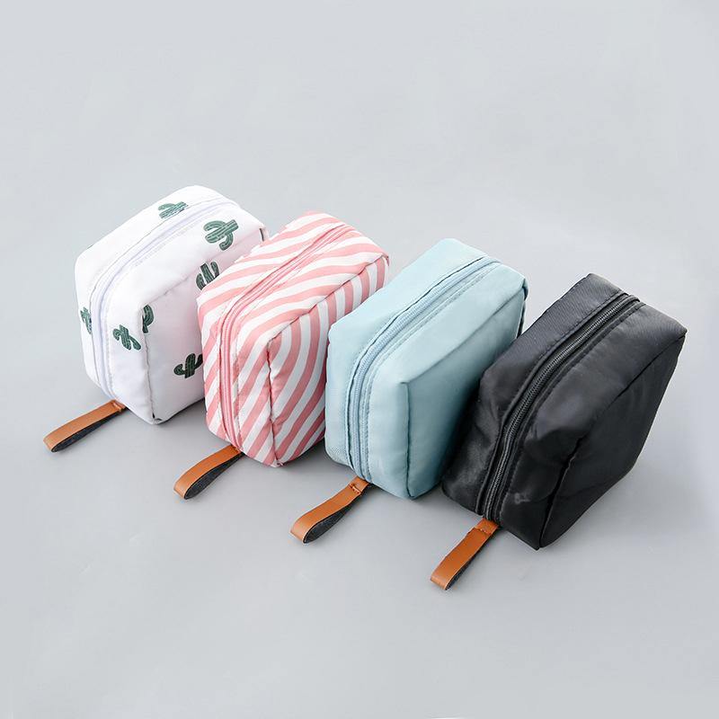 Simple Cosmetic Storage Bag Cute Wash Bag Travel Bag - MRSLM