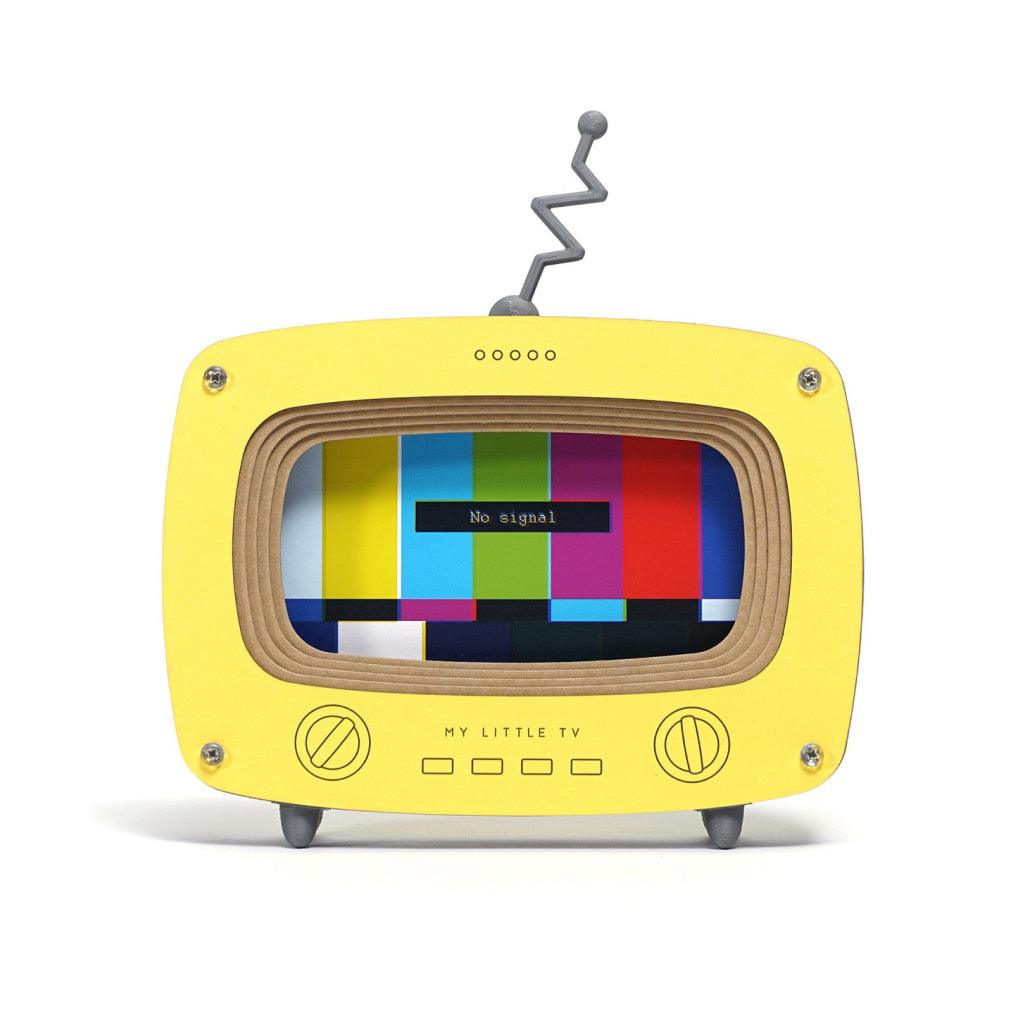 Retro TV Mobile Phone Stand - MRSLM