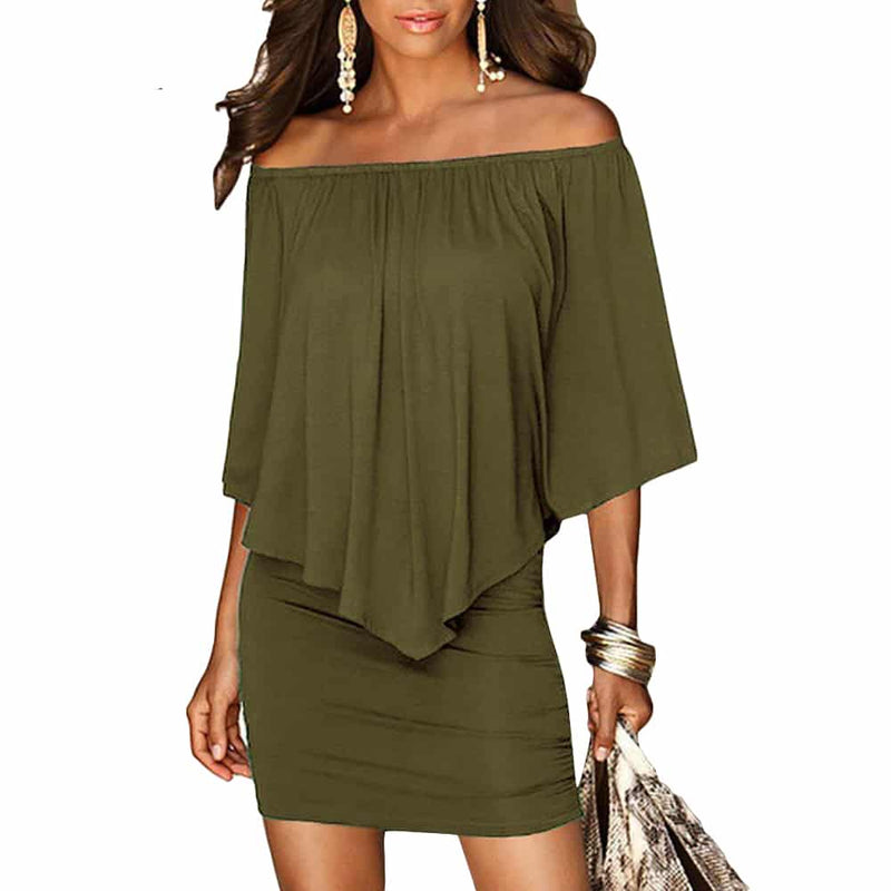 Vestido curto feminino com ombros à mostra