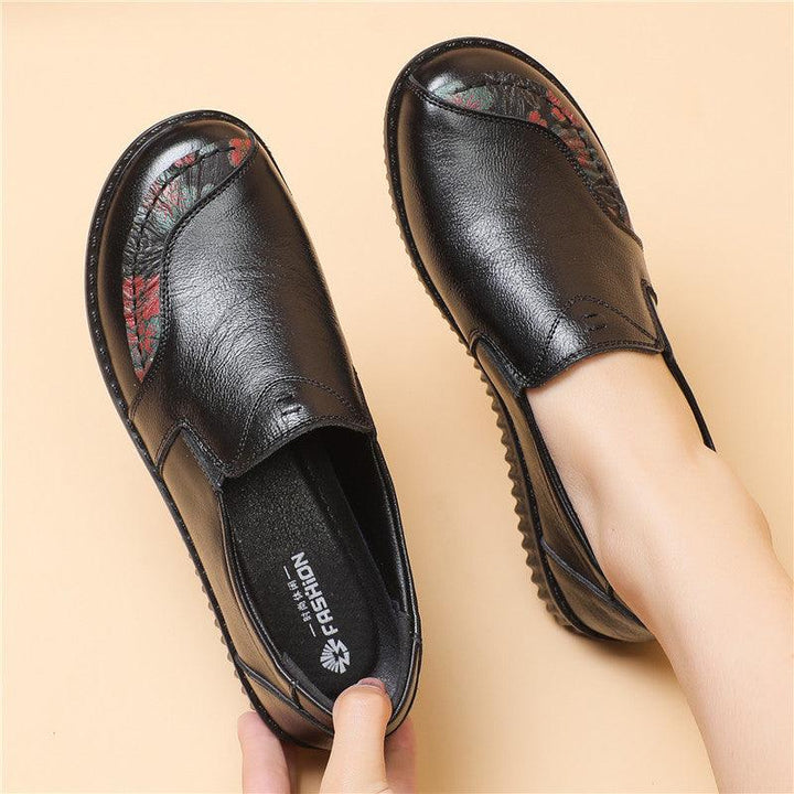 Leather Soft Sole Middle-aged And Elderly Flat-bottomed Casual Grandma Shoes - MRSLM