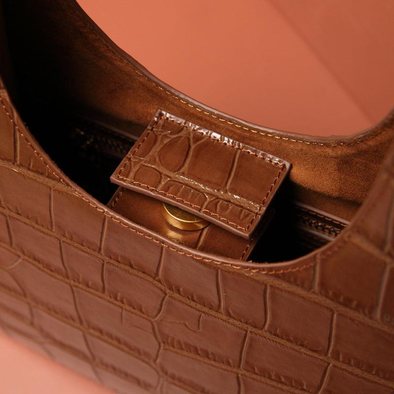 Vintage one-shoulder cowhide bucket bag, view 3 - MRSLM